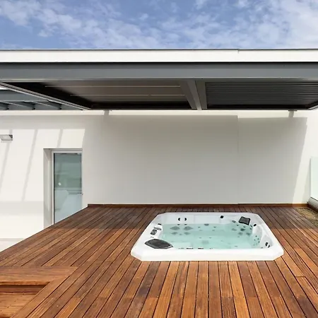 Vivo Mare Beachfront - Vista * Aya Napa