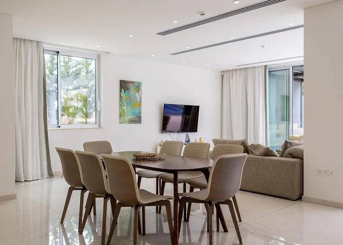 Vivo Mare Beachfront - Vista Villa