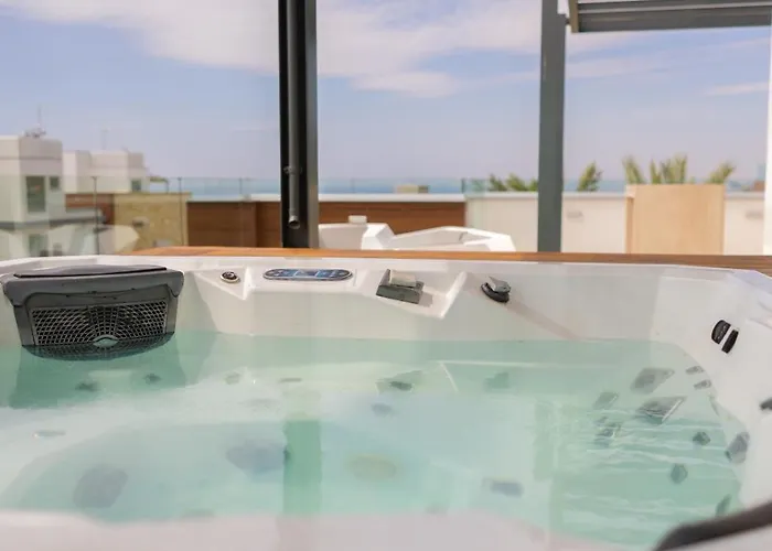 Vivo Mare Beachfront - Vista Ayia Napa