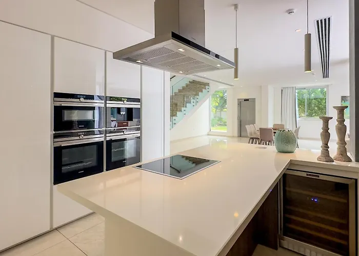 Vivo Mare Beachfront - Vista Ayia Napa