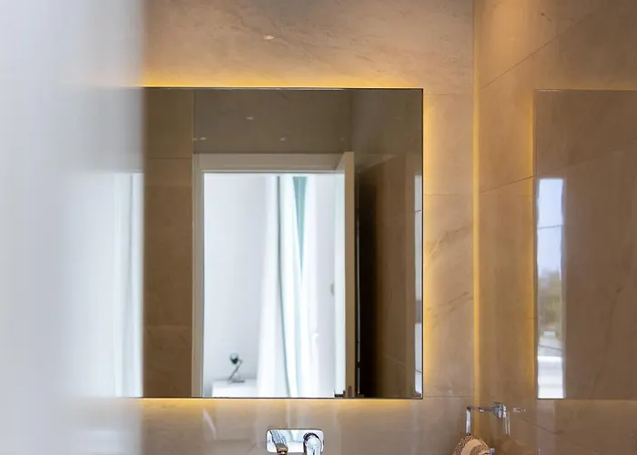 Vivo Mare Beachfront - Vista Willa Ajia Napa