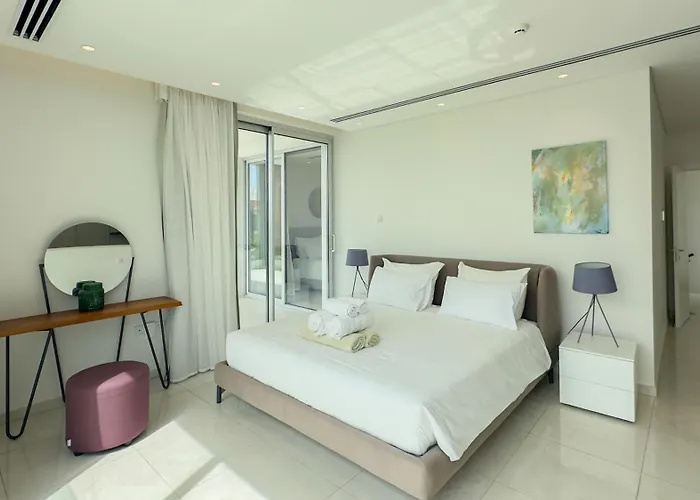 Vivo Mare Beachfront - Vista Willa Ajia Napa